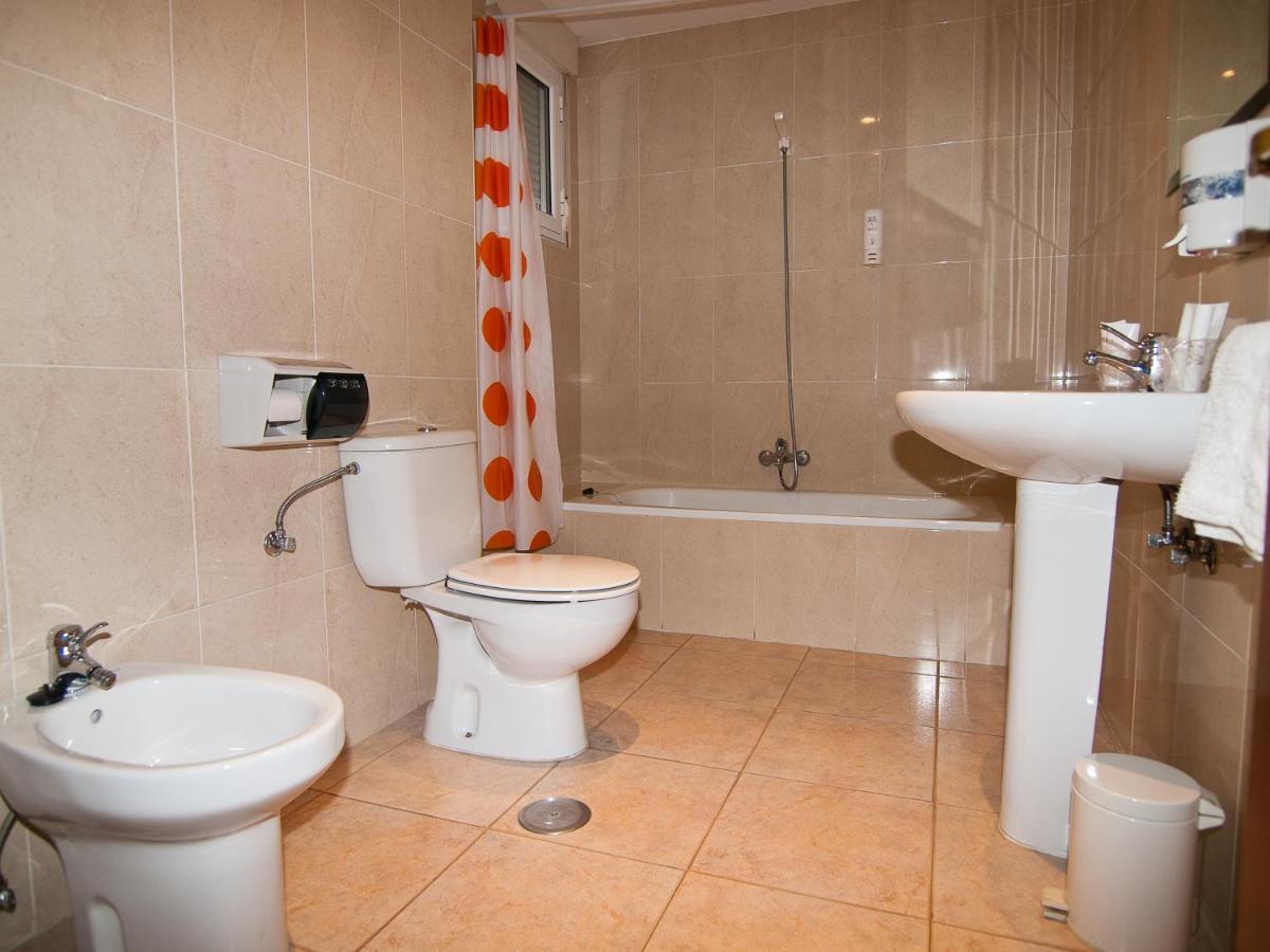 Hostal La Maravillosa Valderas  Esterno foto